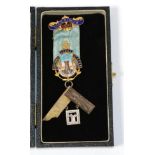 A 9ct Gold and Enamel 1941 Masonic Breast Jewel, to Confidence Lodge No.4295, presented to Wok.Bro.