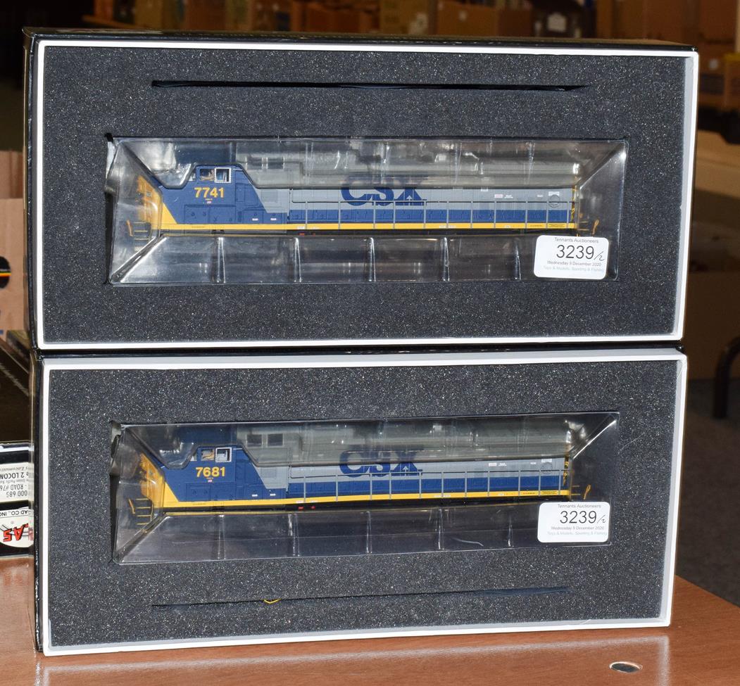 Atlas Model Railroad (Gold Series) HO Gauge Two Locomotives 9677 CSX-Road 7681 Dash 8-40CW and