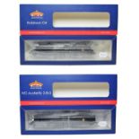 Bachmann OO Gauge Locomotives 31004 Robinson Class O4 BR 63598 and 32261 WD Austerity BR 90441, both