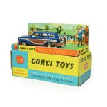 Corgi 440 Ford Consul Cortina Super Estate Car with golfer, caddie boy, trolley & bag (E box E-G,