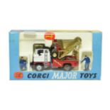 Corgi 1142 Holmes Wrecker Recovery Vehicle (E, with both figures, box E-G)