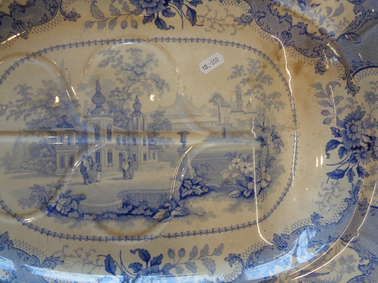 Quantity of blue and white transfer decorated meat platters and plates - Image 3 of 6