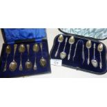Set of six silver apostle spoons and tongs in case hallmarked for Birmingham 1893, and a cased set
