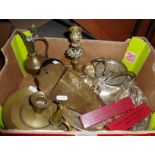 Box of assorted metalware
