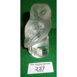 Lalique glass owl figure, approx 3.5" high