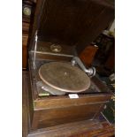 Columbia 'Grafonola' table wind-up gramophone in oak cabinet