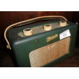 Vintage green Roberts Radio