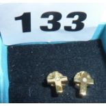 18ct gold and diamond stud earrings