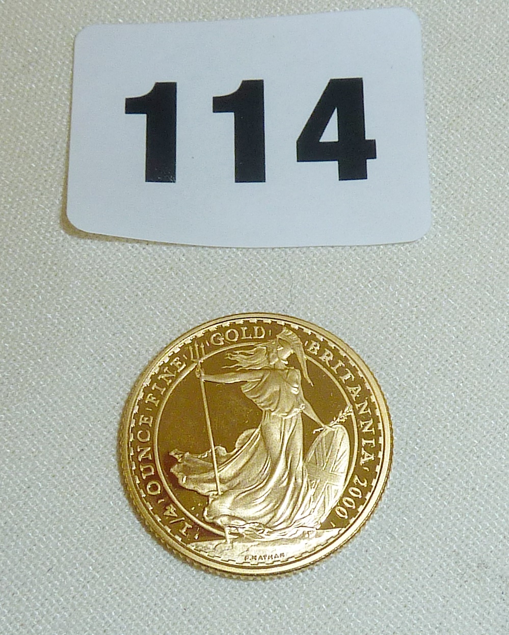 Royal Mint quarter ounce fine gold £25 2000 Britannia coin