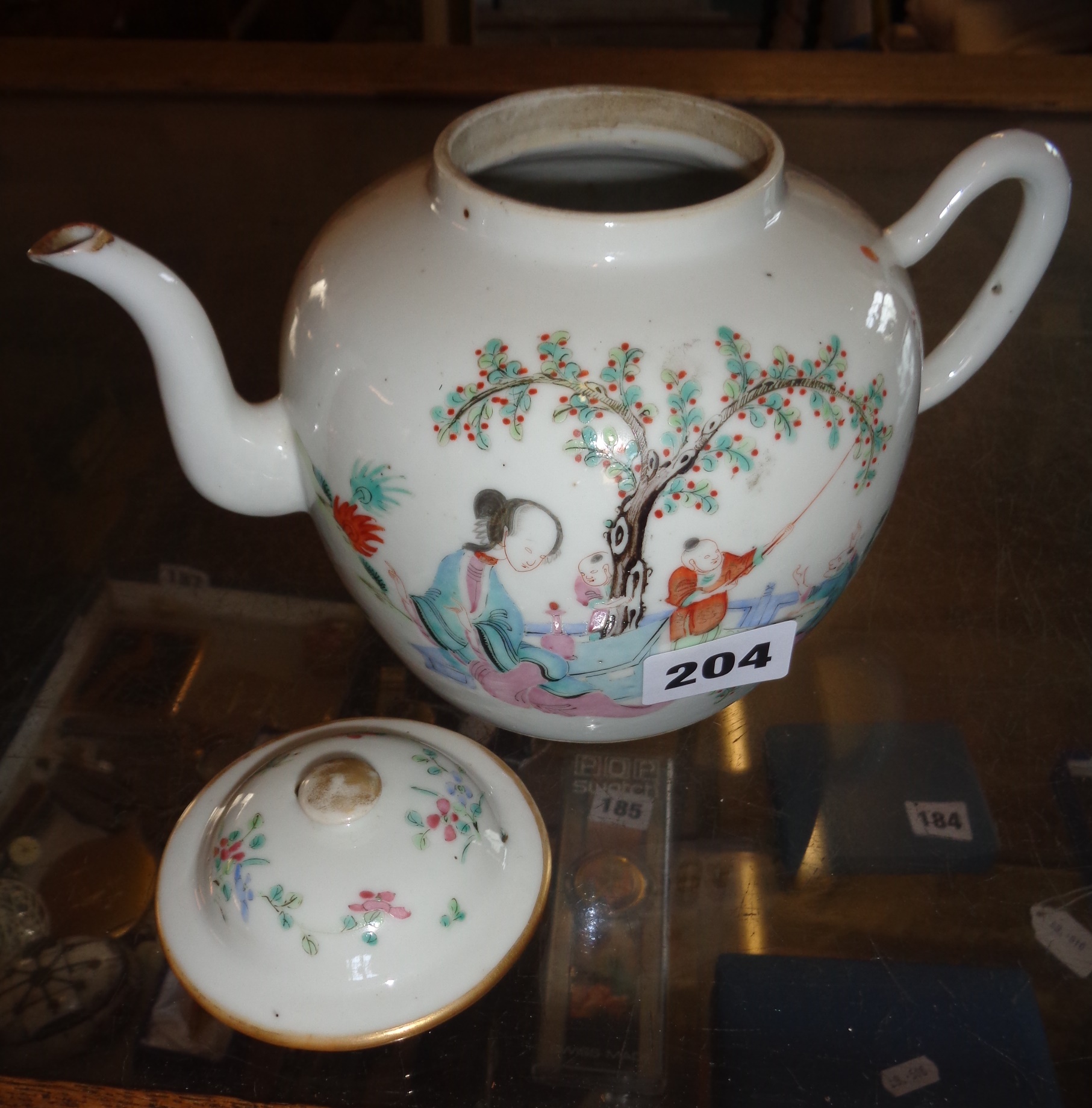 Chinese Famille Rose tea pot, character mark - Image 2 of 9