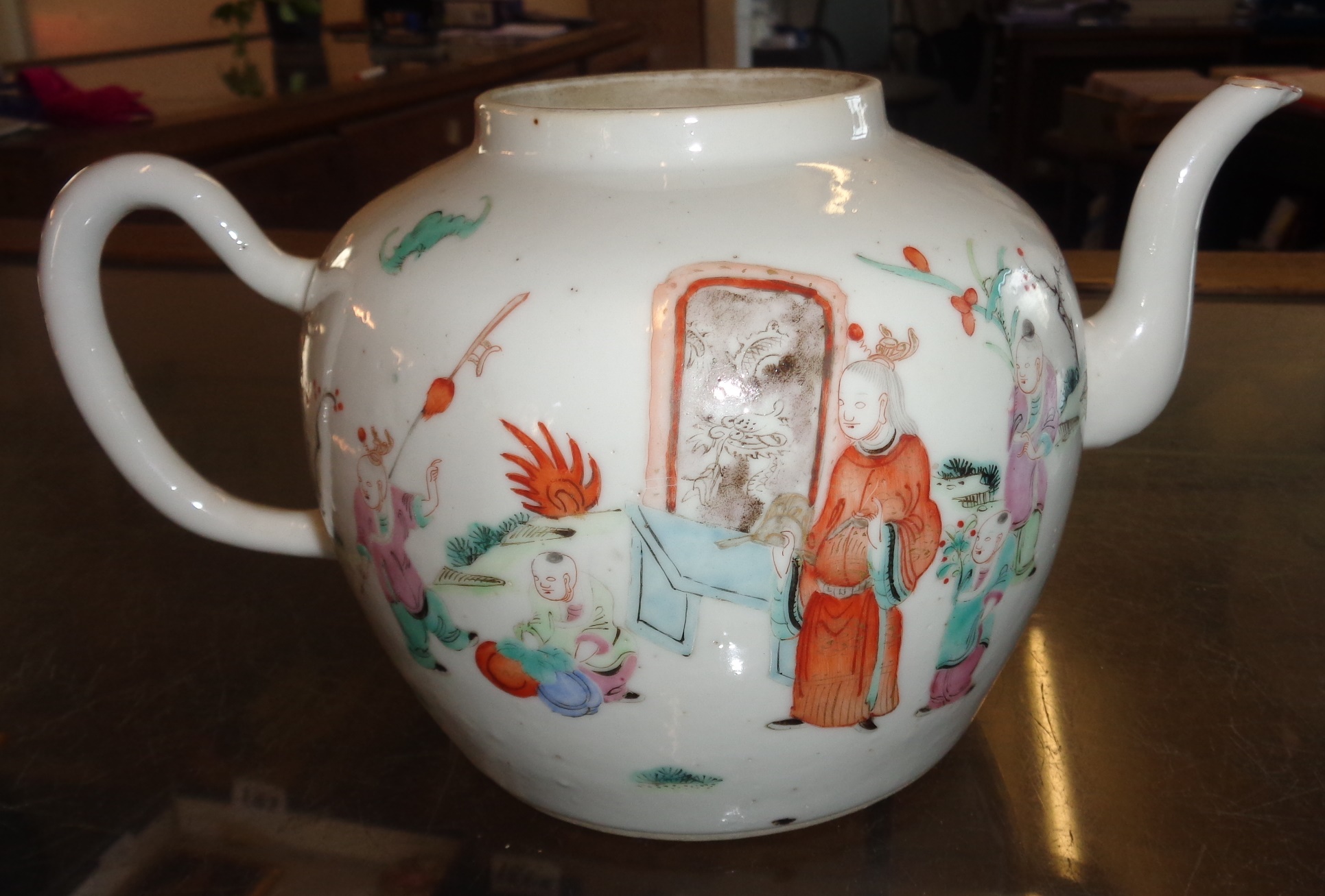 Chinese Famille Rose tea pot, character mark - Image 4 of 9