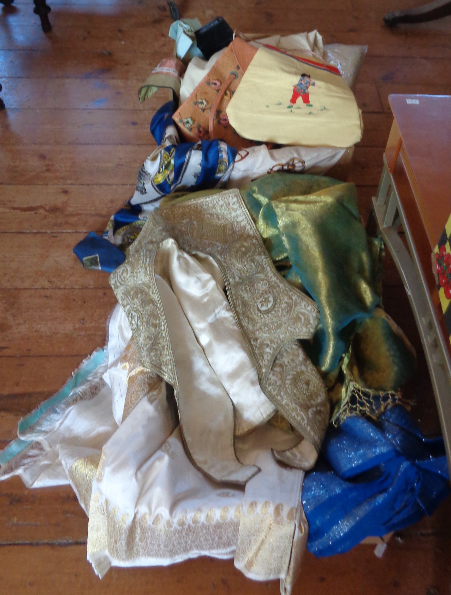 Two boxes of assorted Indian silk shawls, scarves, fabrics, handbags and an embroidered Indian - Image 2 of 2