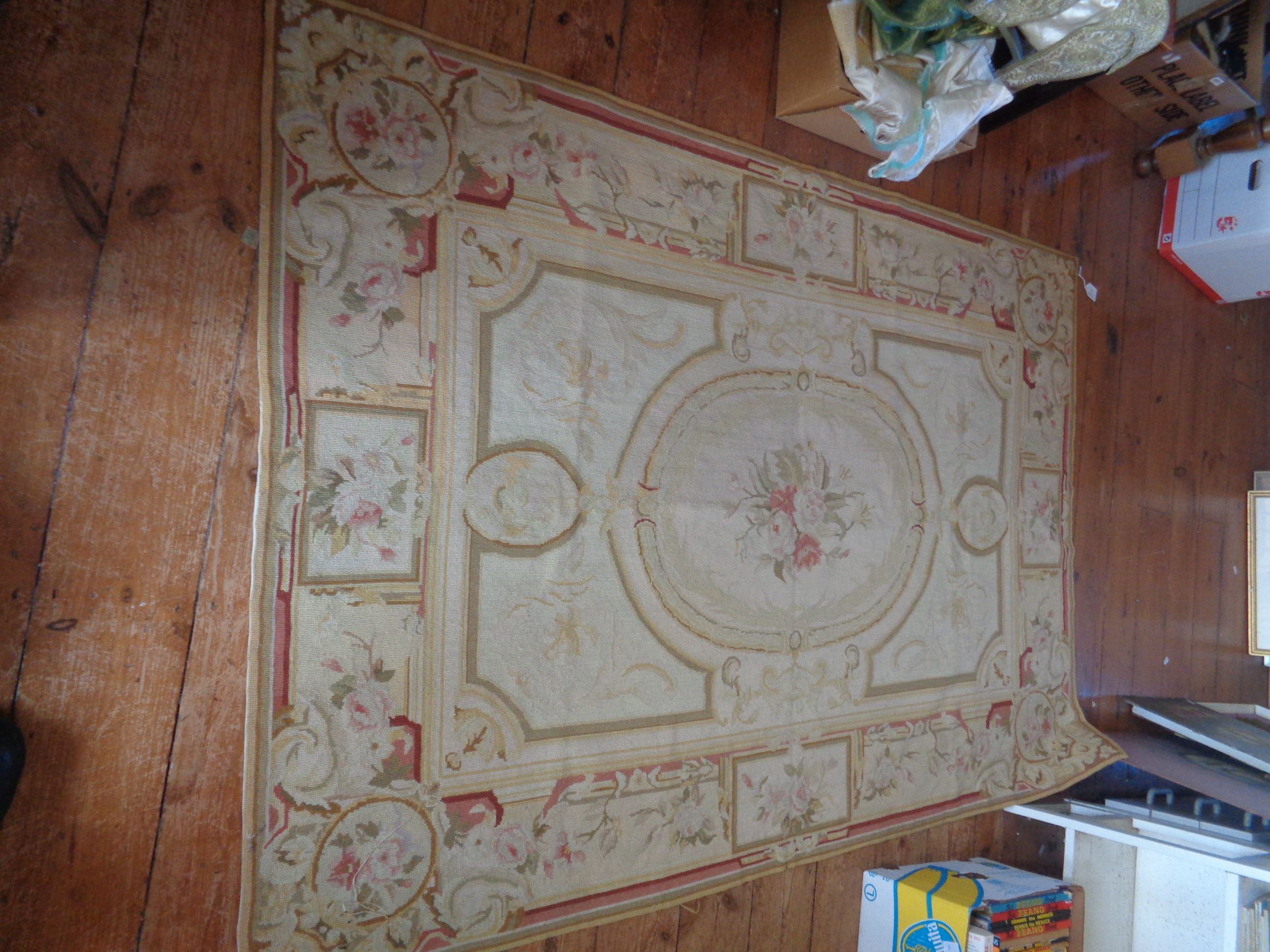 An Aubusson rug in good condition, 51" x 77" - Image 2 of 3