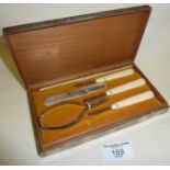 Art Deco silver cased manicure set, box hallmarked as Birmingham 1966 - Deakin & Francis