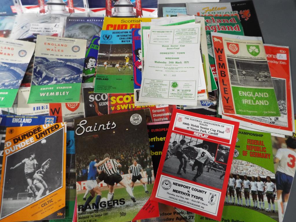 Football Programmes - A good collection - Image 3 of 3