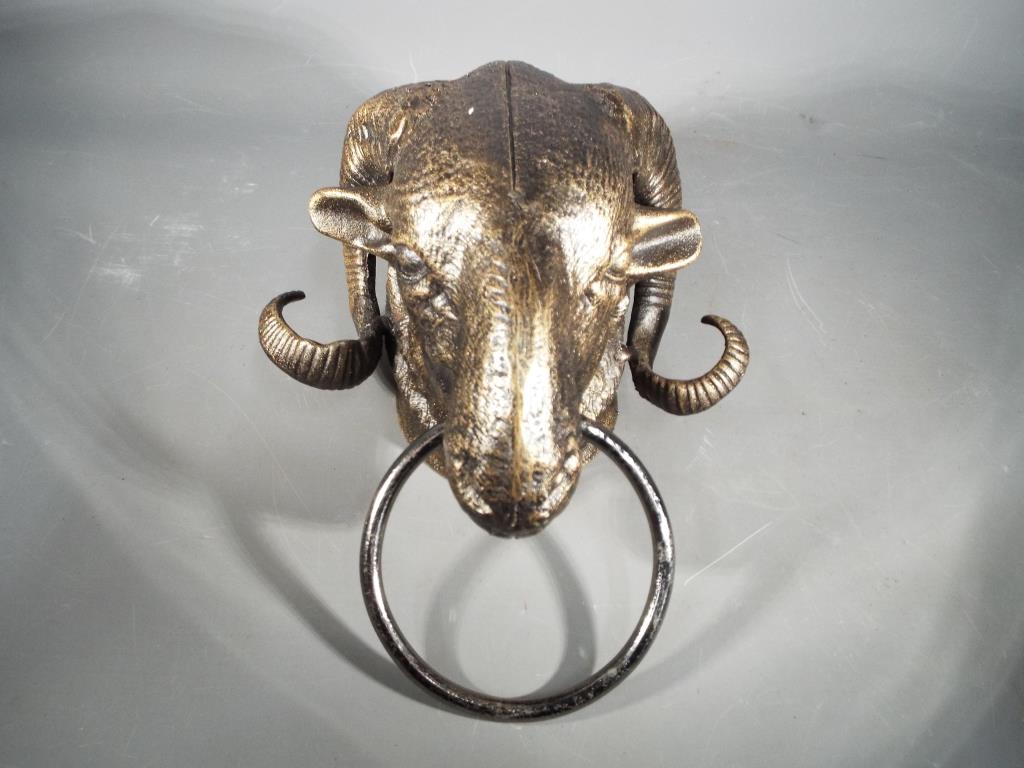 A cast iron ram's head door knocker measuring approximately 15 cm (h), - Image 3 of 3