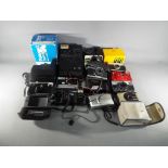 Photography - a good mixed lot of vintage cameras to include Polaroid Land Camera Insta Matic 1000,