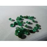 Eight carats of Emerald 'jobbing' gem stones of South Columbian origin