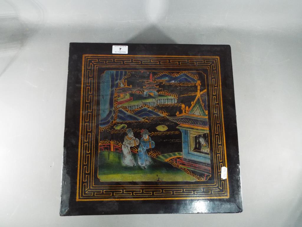 A mid 20th century - A large lacquered box and detachable cover having hand painted figure scene - Image 5 of 13