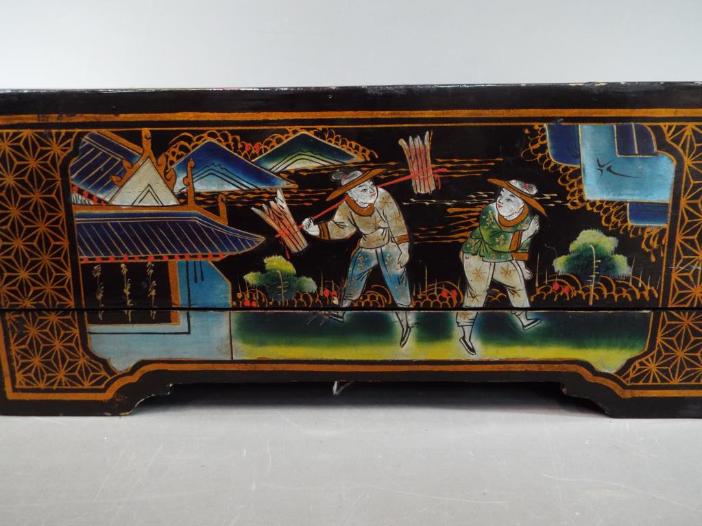 A mid 20th century - A large lacquered box and detachable cover having hand painted figure scene - Image 10 of 13