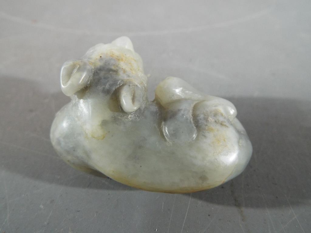 A Chinese mottled grey-green jade carvin - Image 5 of 5