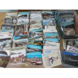 Deltiology - a collection in excess of 800 postcards to include many modern larger portrait cards
