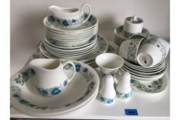 Wedgwood Clementine dinner and tea set - a dinner set in the Wedgwood Clementine pattern comprising