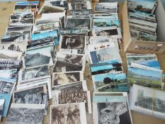 Deltiology - a collection in excess of 350 modern postcards, UK,