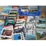 Deltiology - a collection in excess of 800 predominantly modern and chiefly larger format postcards,