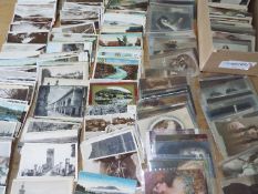 Deltiology - a collection in excess of 500 mainly early period postcards, UK,