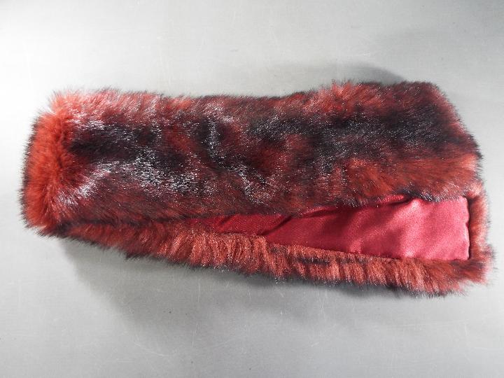 A lady's 3/4 length fur coat (vendor sta - Image 2 of 2