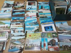 Deltiology - a collection in excess of 800 postcards to include many modern larger portrait cards