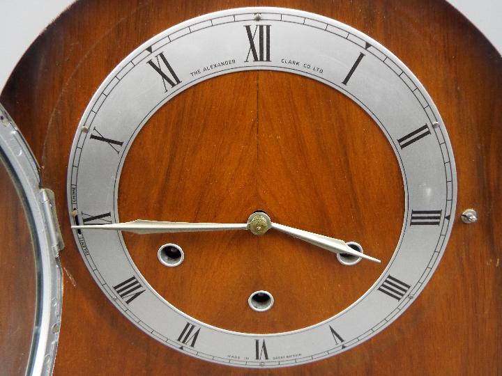 A mantel clock, Roman numerals to a chap - Image 3 of 3