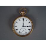 A gentleman's 9ct gold cased pocketwatch, Roman numerals to the white enamel dial,
