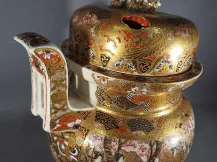 A large Meiji period Satsuma koro and cover of oviform with twin pierced handles and raised on - Image 4 of 6