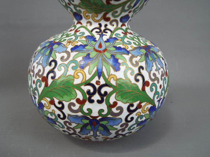 A pair of Chinese double gourd cloisonné vases decorated throughout with stylised lotus scrolls - Image 3 of 4