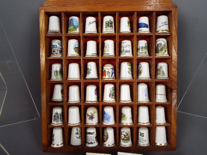 A collection of various thimbles and similar. - Image 2 of 3