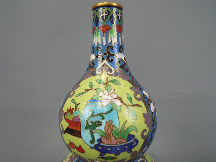 A pair of Chinese cloisonné double gourd vases, - Image 5 of 5