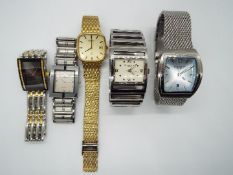 Two gentleman’s wristwatches by Kenneth Cole,