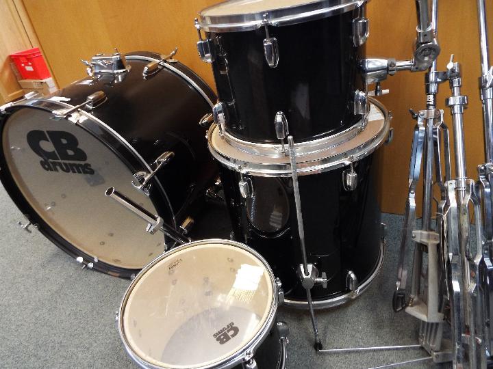 A CB Drums drum kit (snare drum and cymbals missing). - Image 4 of 6