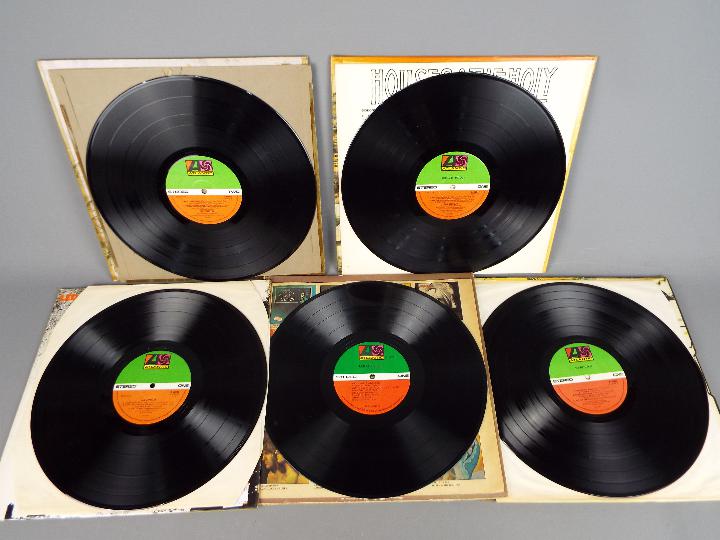 Led Zeppelin - Five Led Zeppelin albums comprising Led Zeppelin, K40031, II, SD8236 (US), III, - Image 3 of 8