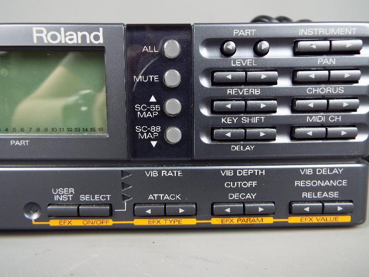A Roland Sound Canvas SC-88 Pro sound module. - Image 5 of 6