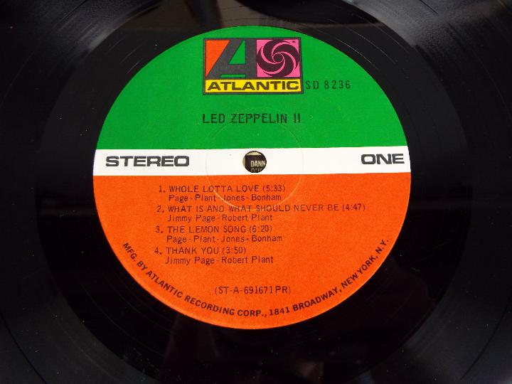 Led Zeppelin - Five Led Zeppelin albums comprising Led Zeppelin, K40031, II, SD8236 (US), III, - Image 5 of 8