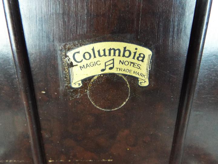 A vintage, bakelite cased Columbia electric record player. - Image 2 of 4