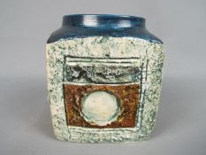 Troika - A Troika Pottery marmalade pot with incised abstract motifs and geometric patterns,