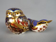 Royal Crown Derby - Two Royal Crown Derby paperweights in the form of birds,