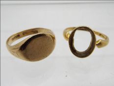 Scrap gold - A gentleman's 9ct gold ring (dented), size O 1/2, approximately 4.