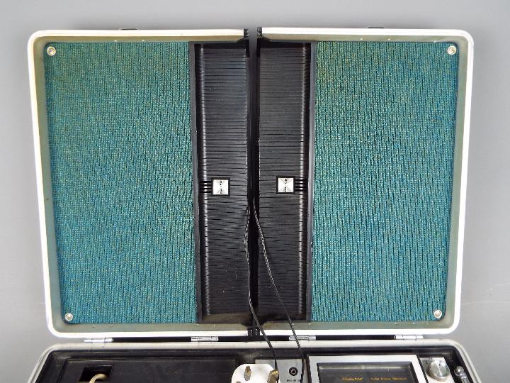 A vintage Sanyo Solid State Music Centre in briefcase, model G-2615N-2. - Image 5 of 5
