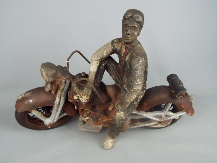 Two vintage decorative models comprising a motorcycle and a tractor, - Image 3 of 3