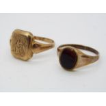 A gentleman's hallmarked stone set 9ct gold ring, size L and a gentleman's signet ring, stamped .